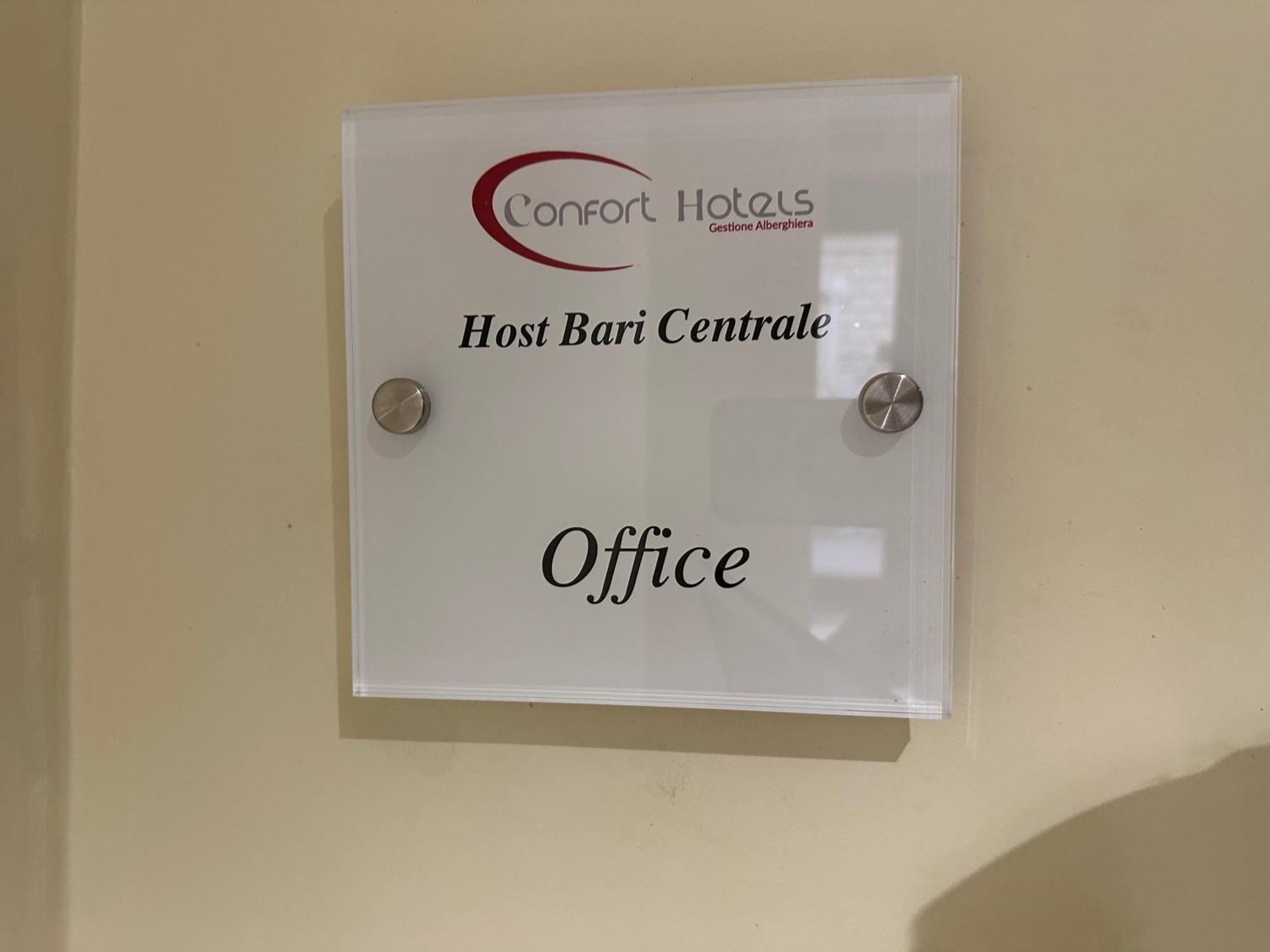 Cconforthotels Host Bari Centrale מראה חיצוני תמונה